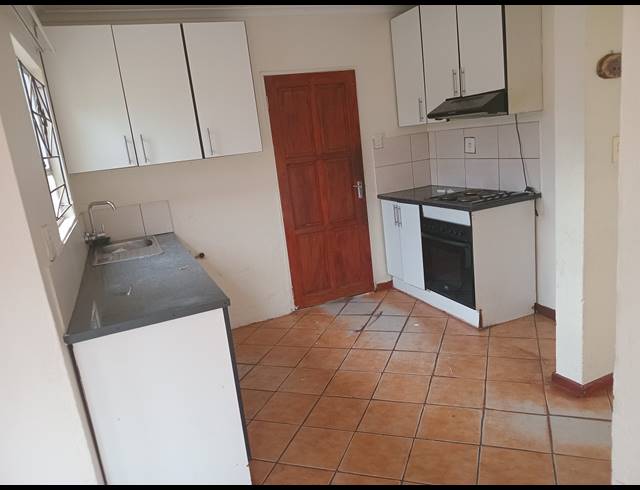 3 BEDROOM FREEHOLD TO LET IN COSMO CITY